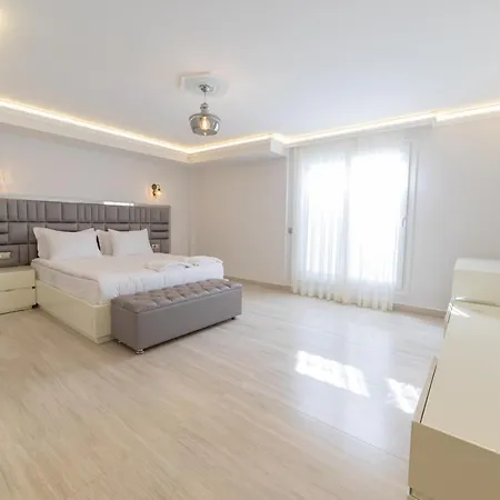 Villa Luxury 4 Bedroom With A Fantastic Sea View Bitez